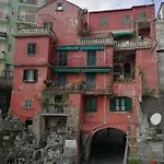 Apartment Small Wonder Tiny Town House