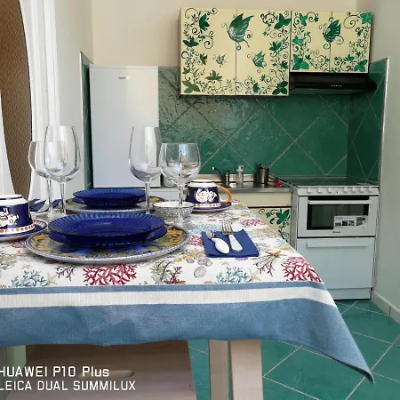 Small Wonder Tiny Town House * أمالفي