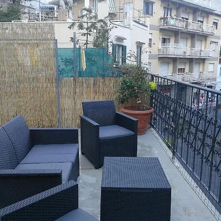 Apartment Small Wonder Tiny Town House Amalfi