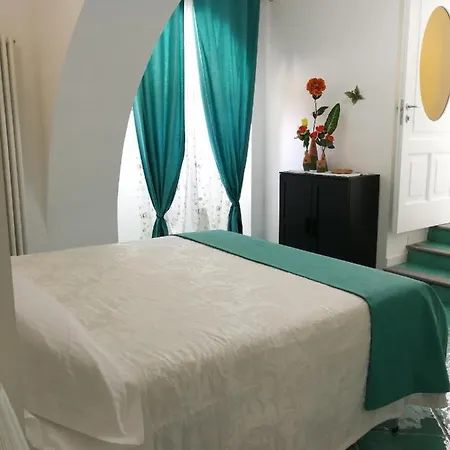 Apartment Small Wonder Tiny Town House Amalfi