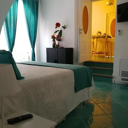 Apartment Small Wonder Tiny Town House
