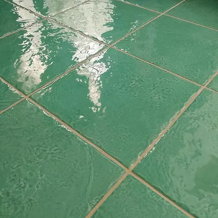 Small Wonder Tiny Town House شقة