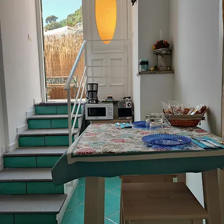 Apartment Small Wonder Tiny Town House *