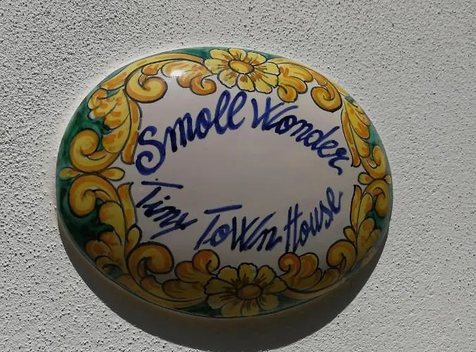 Lejlighed Small Wonder Tiny Town House